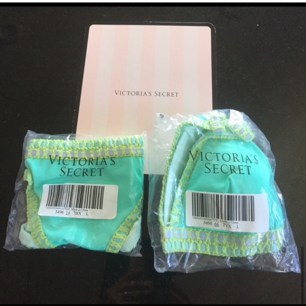 Victoria’s Secret 2 pice crocheted bikini set, seafoam with olive trim - Picture 3 of 3